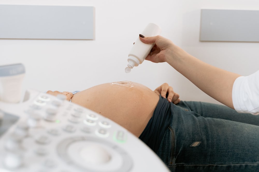 Hình ảnh minh họa chăm sóc thai kỳ tuần 29 về mẹ bầu trong buổi tư vấn